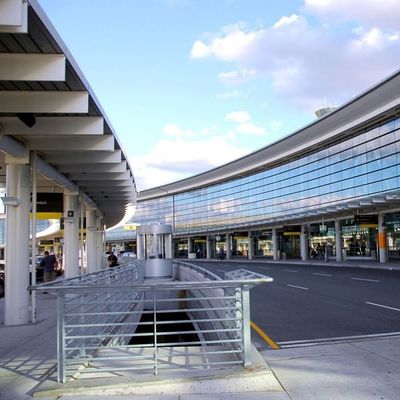 OEM / ODM Long Span Steel Structure Shopping Mall Supermarket