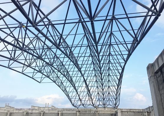 Hot Rolled / Welded H Section Steel Prefabricated Warehouse With 3-20T Crane