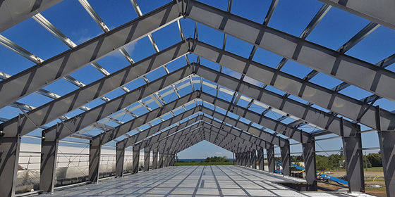 Hot Rolled / Welded H Section Steel Prefabricated Warehouse With 3-20T Crane