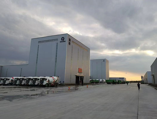 Prefabricated Steel Frame Factory With Welded H Section Steel Beam