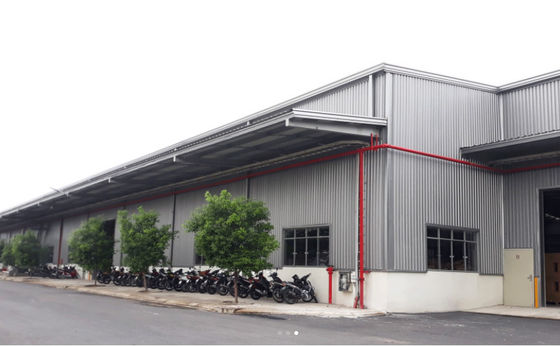 Prefabricated Steel Frame Factory With Welded H Section Steel Beam
